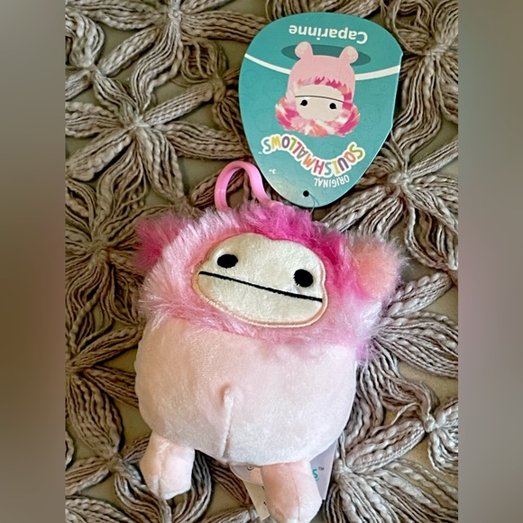 NWT Caparinne The Bigfoot Clip Squishmallows 3" - Picture 7 of 7